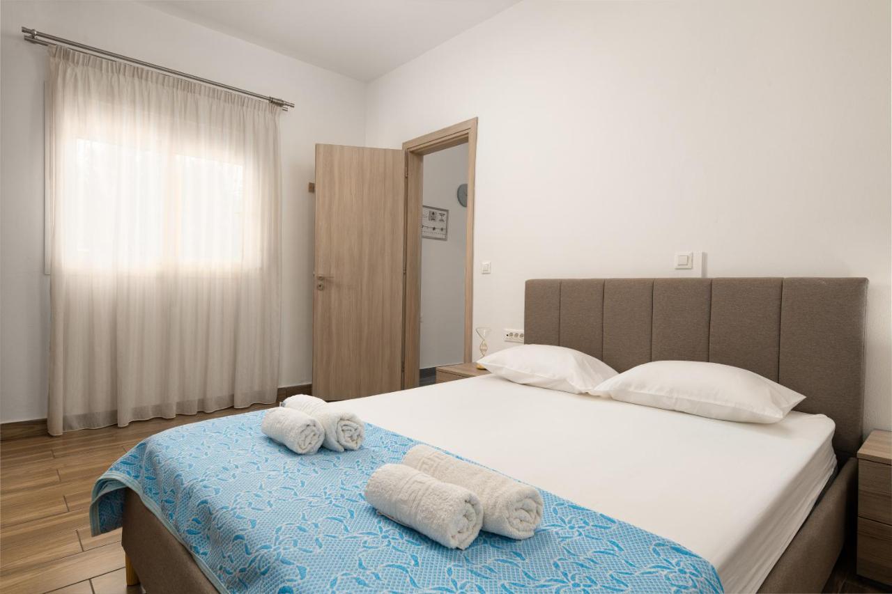 Theros Luxury Apartment Арханґелос Екстер'єр фото
