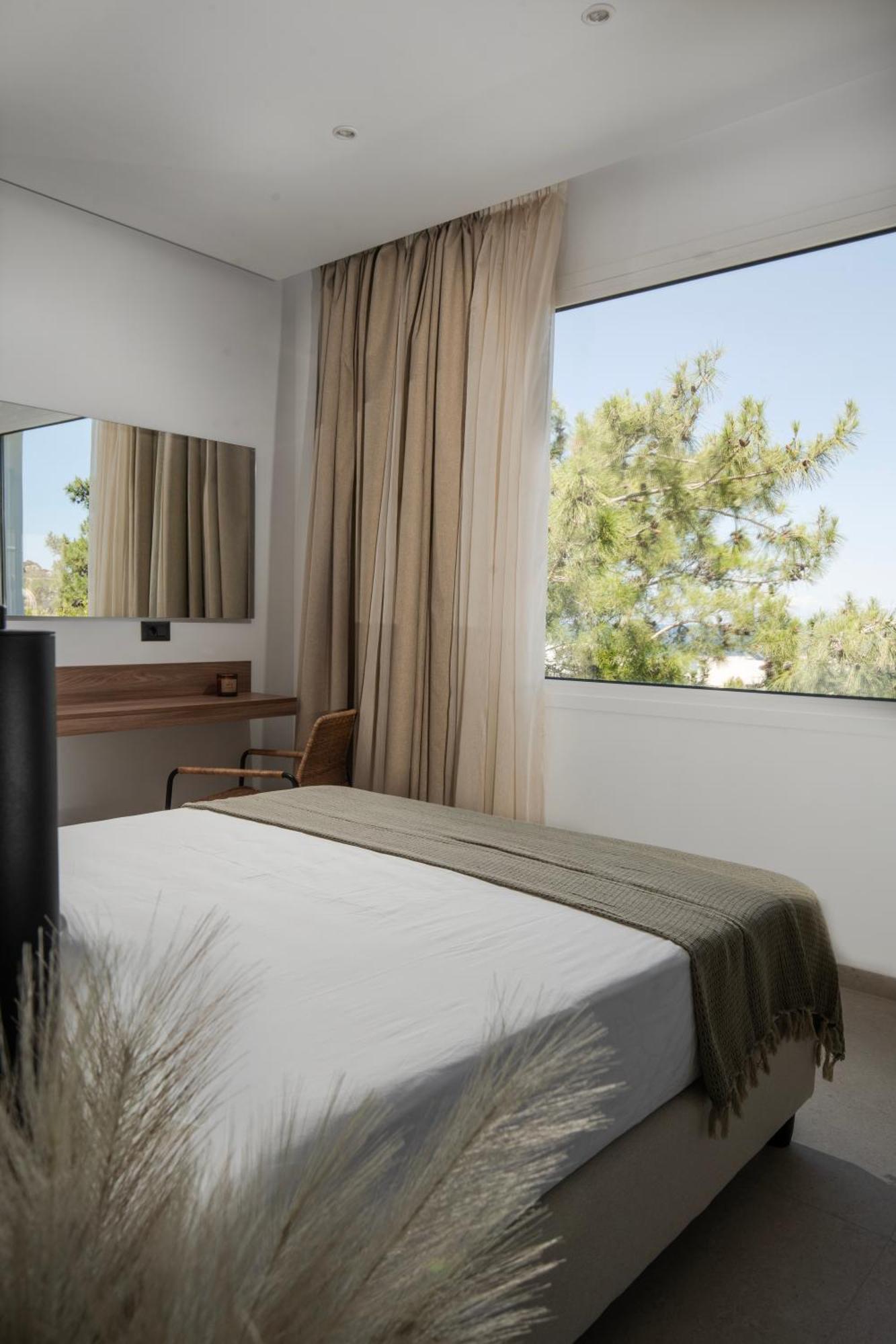 Theros Luxury Apartment Арханґелос Екстер'єр фото